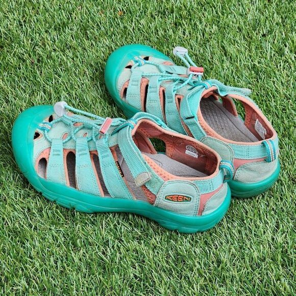 KEEN - Women's Sandals - SIZE 6.5 - Picture 6 of 9
